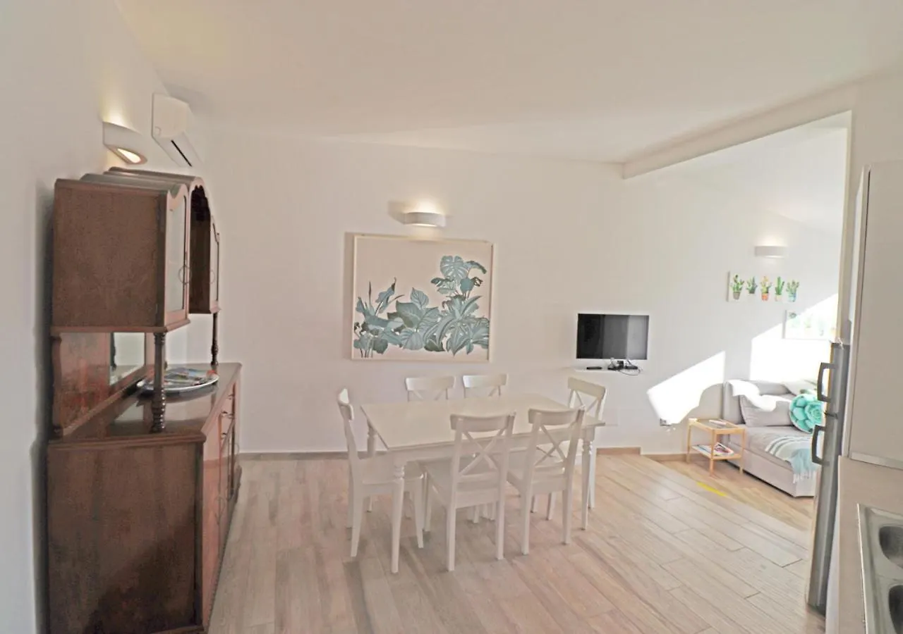 Pgs Immobiliare Srls Minima Villetta Con Vista Mare E Parcheggio Privato La Maddalena 0*, לה מדלנה